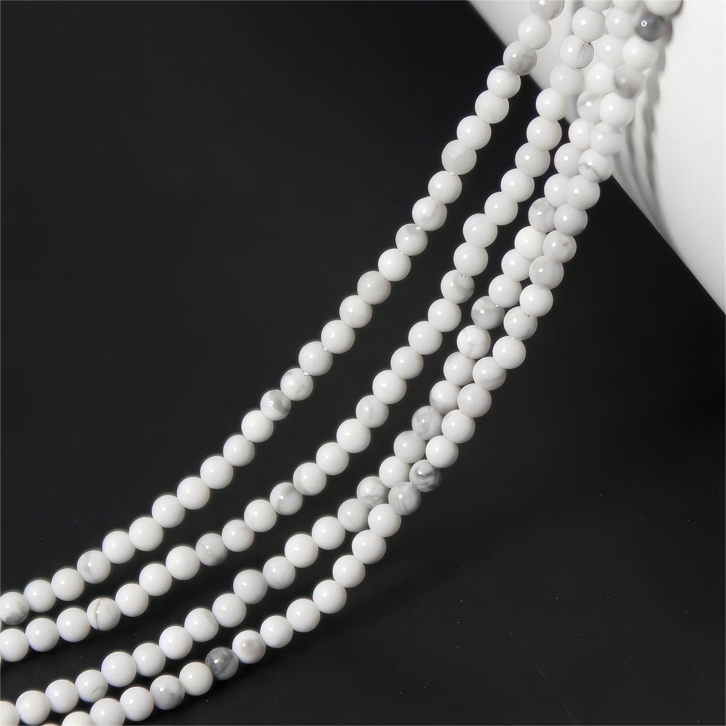 MJDCB 320pcs Natural Small Stone Beads 2mm White Howlite Round Smooth Loose Gemstone Bead for Jewelry Making Bracelets Earrings Necklaces Accessories