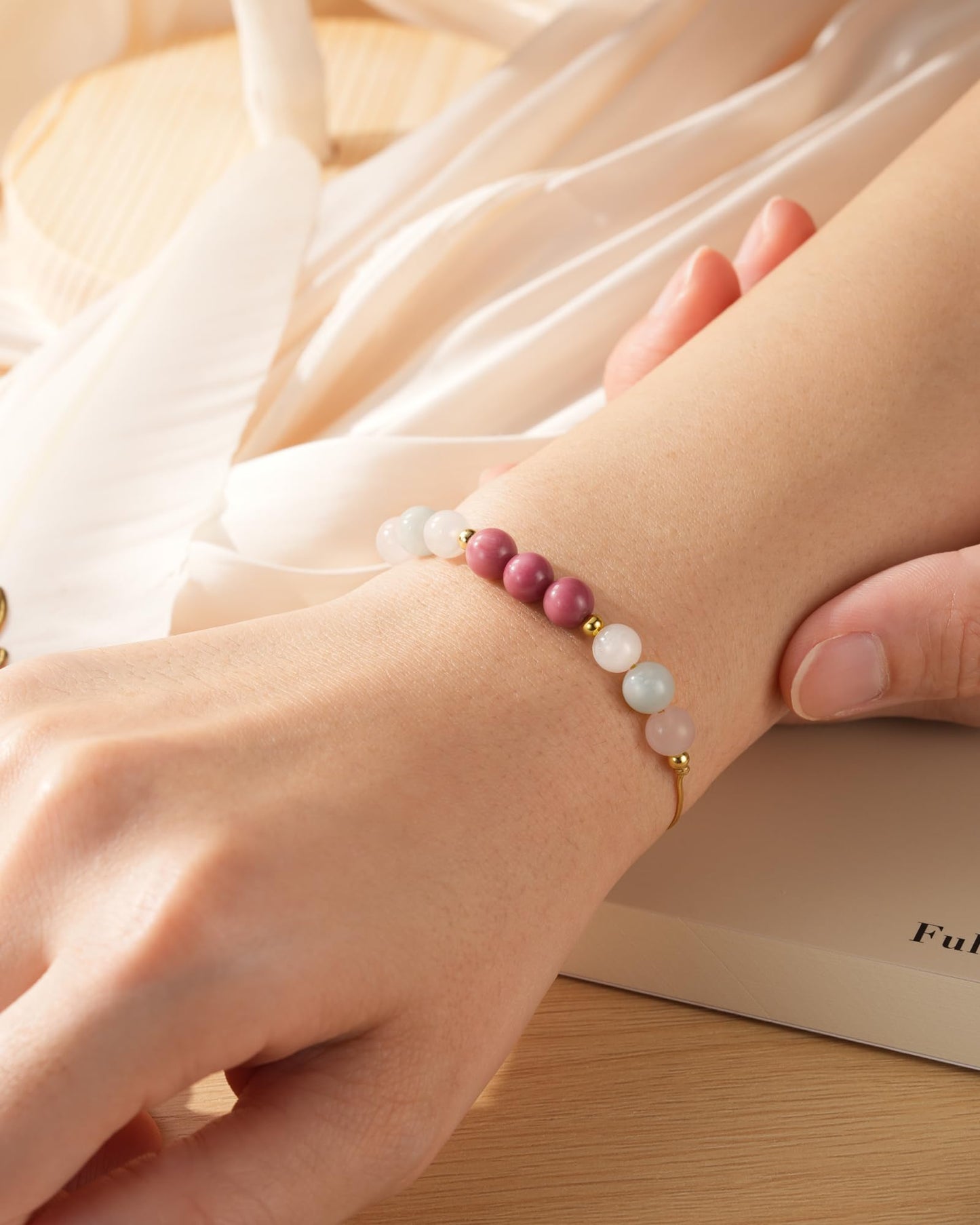 HGDEER Get Well Soon Gifts for Women, Healing Crystals Stones Cards Thinking of You Feel Better After Surgery Encouragement Bracelet