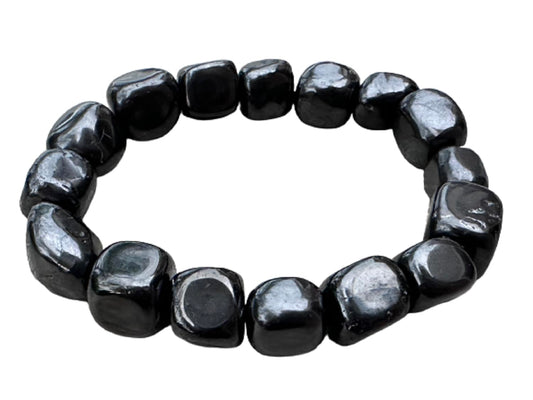 GAF TREASURES Shungite Crystal Nugget Bracelet, Genuine Shungite Tumbled Gemstone Bracelet, Healing Crystal Bracelet, Gift for Men & Women (1)