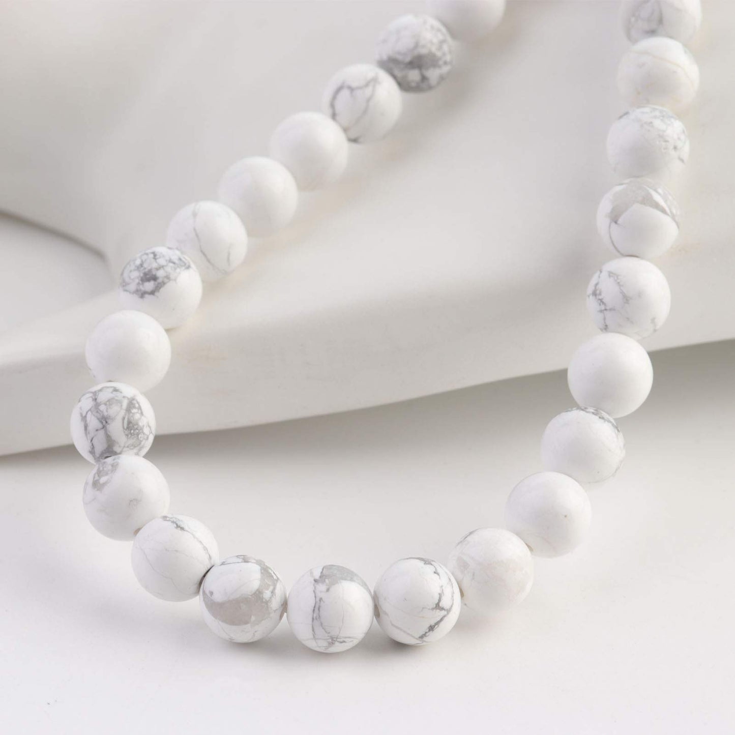 Filluck Natural Stone Beads 8mm White Howlite Turquoises Polished Round Smooth Gemstone Beads for Jewelry Making 15 Inch(White Howlite Turquoises,8mm)