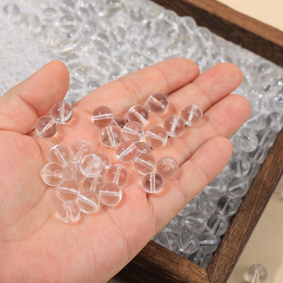 Bxwoum 200PCS Glass Beads 8mm Glass Beads for Jewelry Making Round Loose Beads for Bracelets DIY Crafts (Transparent)