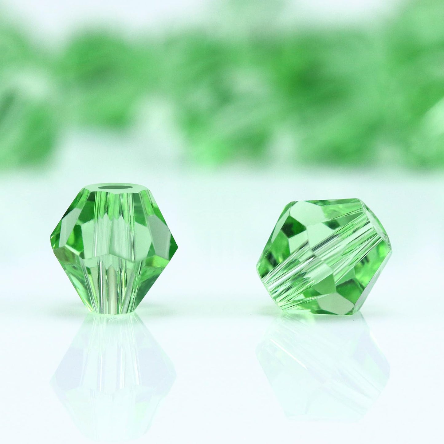 Dowarm 250PCS 6MM Faceted Bicone Crystal Beads for Crafts, Jewelry Making, DIY Bracelet, Necklace, Dolls, Wine Charms, Wind Chimes, Suncatchers, Loose Spacer Glass Beads, Light Green