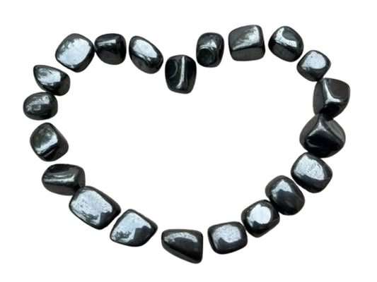 GAF TREASURES 5 Pcs Hematite Tumbled Stones, Polished Natural Hematite Gemstone, Hematite Healing Crystals (Hematite)