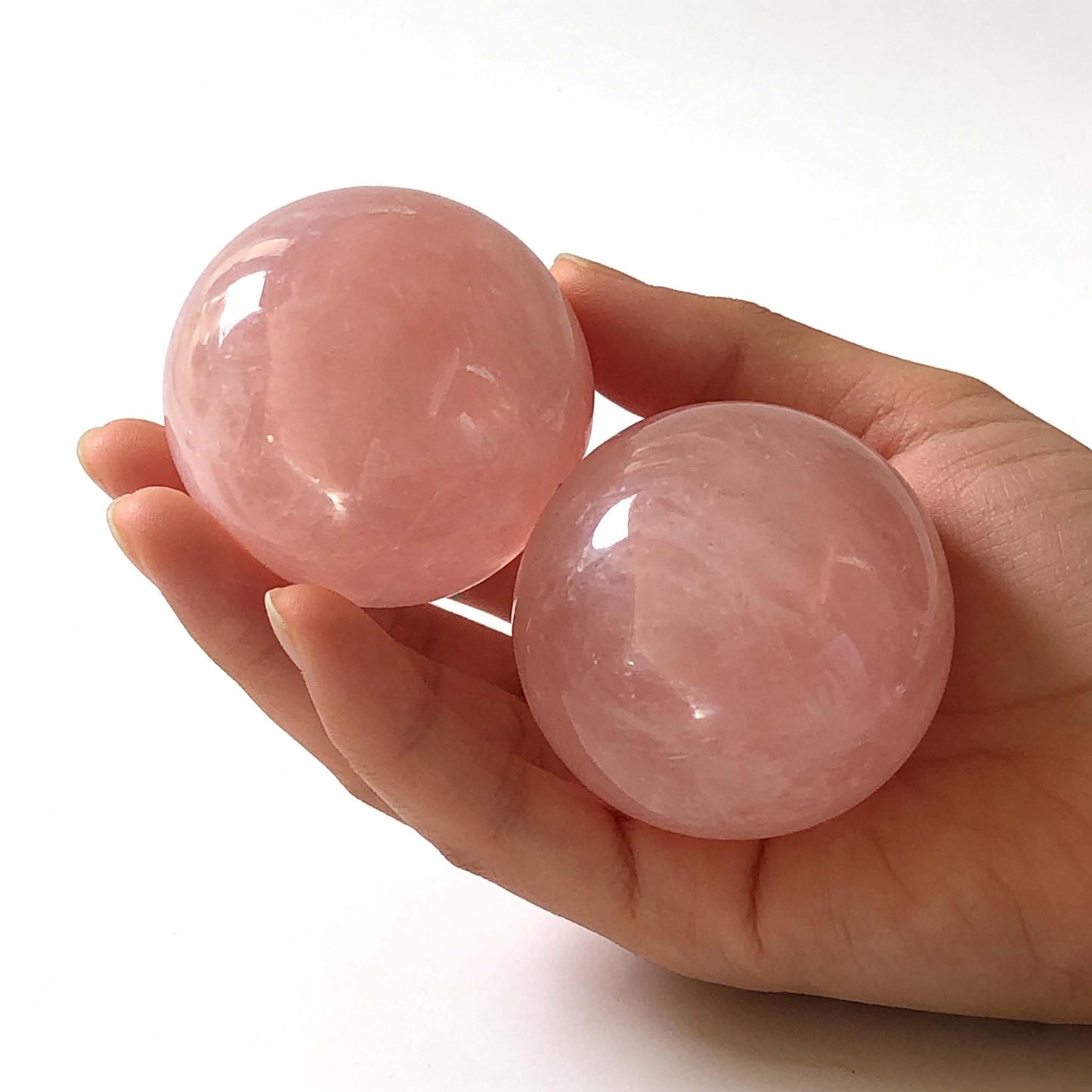 AierCrystal Natural Stone Crystal Sphere Feng Shui Home Decoration Ball Positive Energy Scrying Orb for Meditation Tool for Spiritual Space Purification Globe Diameter 4-5cm Pink Crystal Sphere