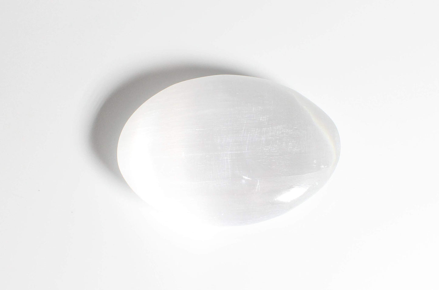 MINERALUNIVERSE Natural White Selenite Palm Stone - Healing Crystal - Large Crystal Selenite Spiritual Healing Massage Stone