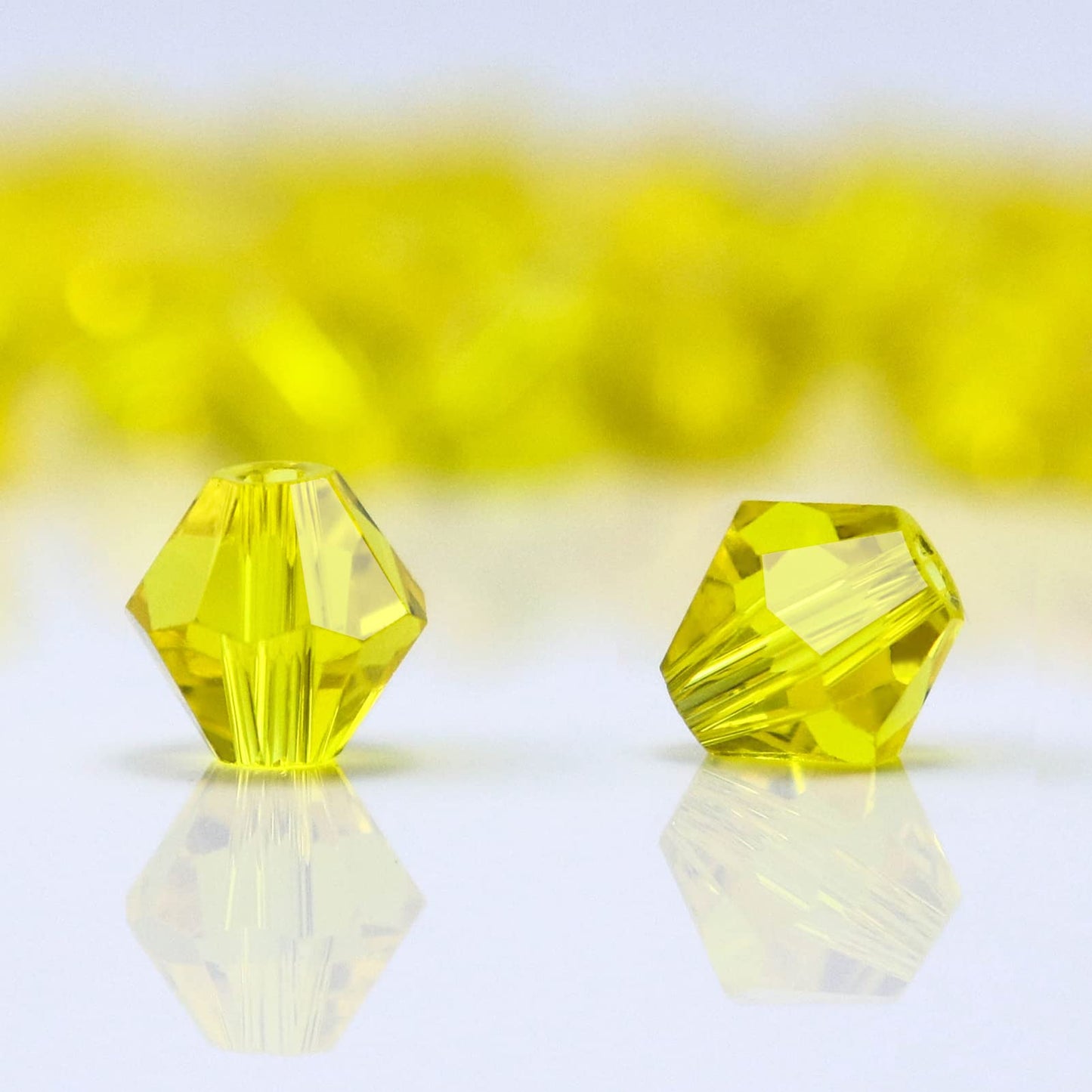 Dowarm 1000PCS 4MM Crystal Beads, Yellow Faceted Bicone Glass Beads for Jewelry Making, Craft, DIY Bracelet, Necklace, Dolls, Spacer