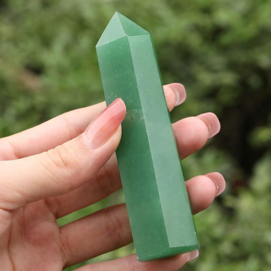 LAIDANLA Green Aventurine Healing Crystals Wands 3.5-4" Polishing Natural Reiki Energy Wand Stone Hexagonal Point Large Crystal Gemstones for Meditation Therapy Crystal Grid Decoration 1Pcs