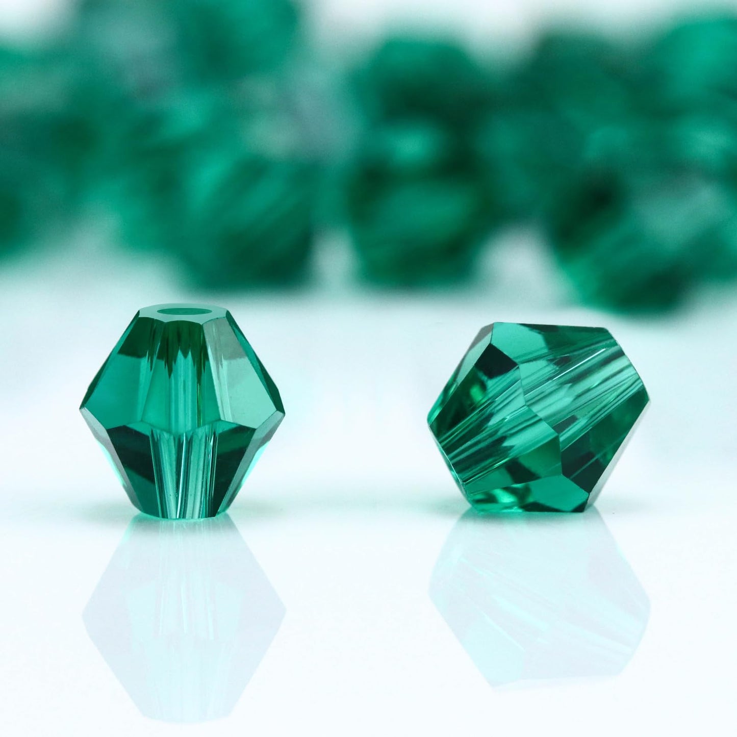 Dowarm 250PCS 6MM Faceted Bicone Crystal Beads for Crafts, Jewelry Making, DIY Bracelet, Necklace, Dolls, Wine Charms, Wind Chimes, Suncatchers, Loose Spacer Glass Beads, Peacock Green