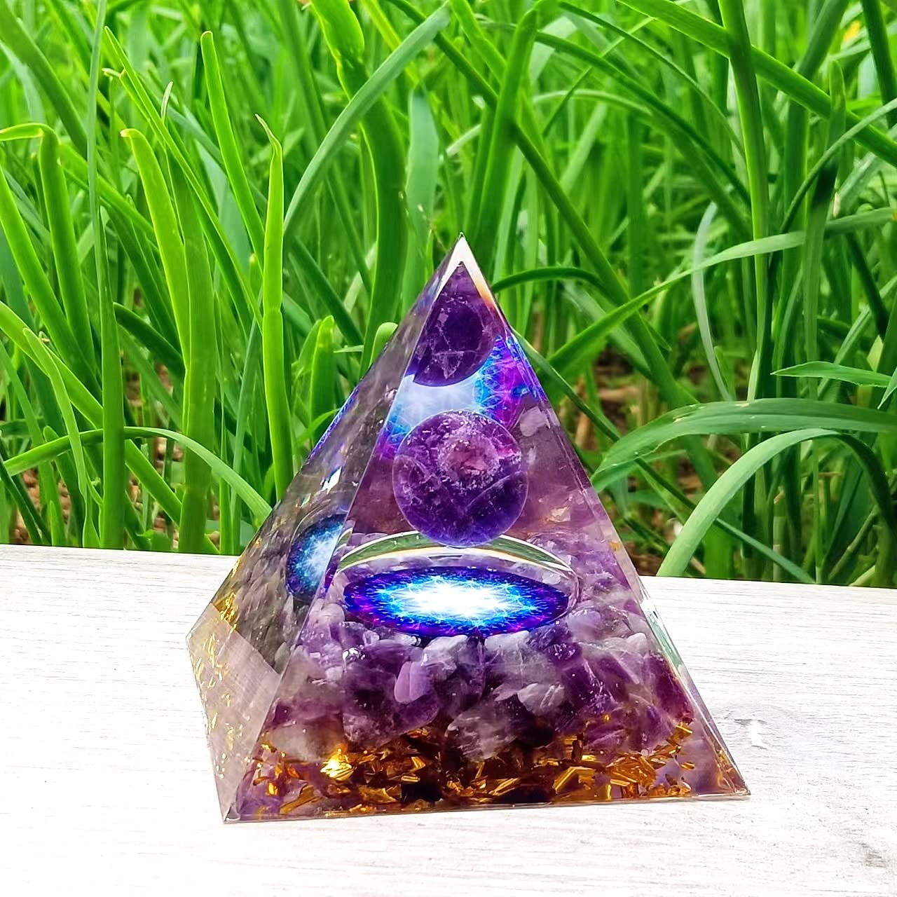 ycyingcheng Moonstone Crystal Orgone Pyramid Ogan Crystal Energy Tower, Nature Reiki Chakra Crushed Stone Jewelry, Crystal Pyramid for Home Decor (Crystal Pyramid-20)