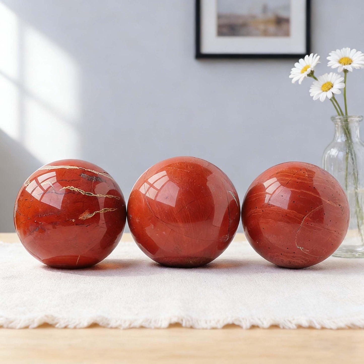 AierCrystal Natural Stone Crystal Sphere Feng Shui Home Decoration Ball Positive Energy Scrying Orb for Meditation Tool for Spiritual Space Purification Globe Diameter 4-5cm Red Jasper Sphere
