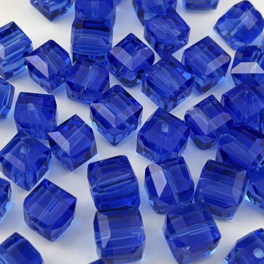 YUEXIGO 100pcs 8mm Cube Crystal Glass Beads for Jewelry Making Faceted Square Crystal Glass Bead Spacer Beads Loose Beads for Bracelet Earring Necklace DIY Craft(Blue)