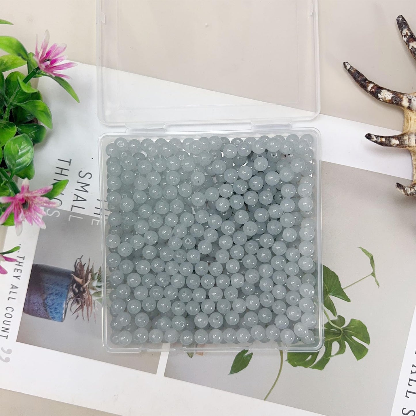 PAMIR TONG 400pcs 8mm Round Glass Beads for Bracelet Light Gray Pretty Smooth Loose Beads for Necklace-Earring-Jewelry Making-Home Decor and DIY Crafts & Projects