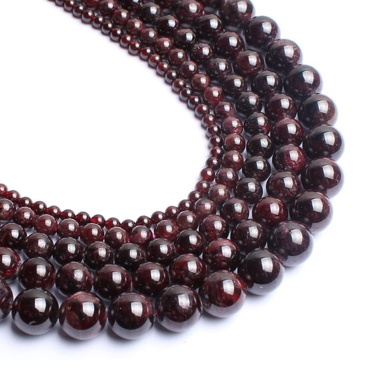 Yochus 45pcs Garnet Stone Beads，8mm Healing Power Natural Stone Round Loose Gemstone Beads for Jewelry Making Earring Necklace DIY Crafts