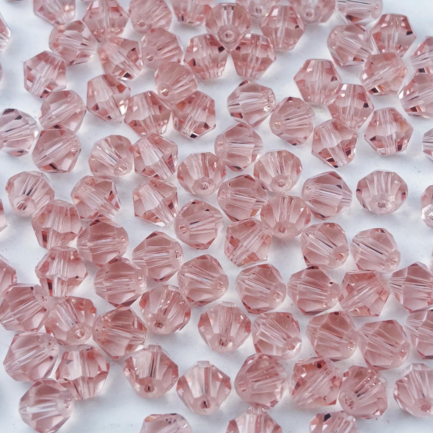 YUEXIGO 200pcs 6mm Bicone Glass Crystal Beads for Jewelry Making, Faceted Bicone Glass Spacer Beads for Bracelet Earring Necklace DIY Craft(Pink)