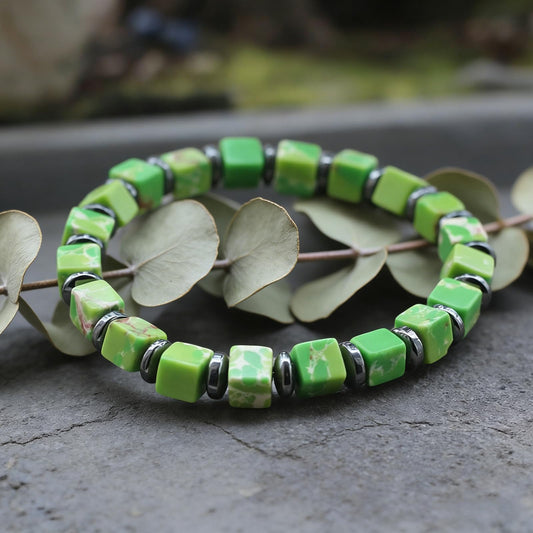 MQCEHTI Nature Stone Bracelet for Women, Boho Beaded Chakra Turquoise Jasper Handmade Stretch Healing Western Jewelry (Light Green)