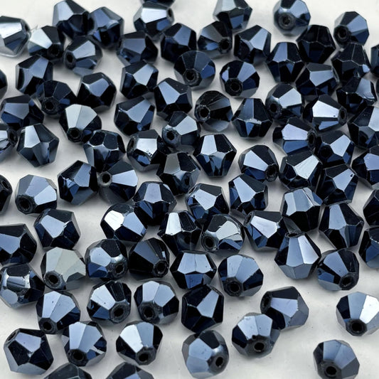 Pinhoollgo 500pcs 4mm Bicone Crystal Glass Beads Faceted Bicone Crystal Beads Bulk Glass Spacer Beads for Bracelets Necklace Pendants Earrings DIY Jewelry Craft Making(Black)