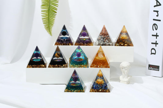 YATOJUZI 2.4" Orgone Pyramid Crystals Tiger's Eye Obsidian Chakra Reiki Orgonite Gemstone For Positive Energy Reduce Stress Attracts Lucky Wisdom Success Suit For Yoga Meditation Indoor Handmade Decor