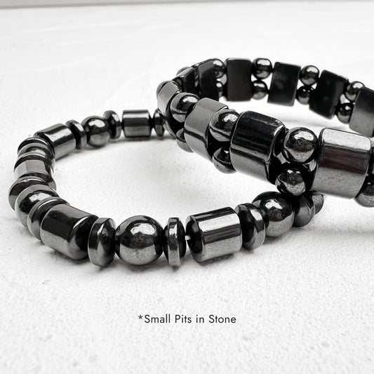 VIKI LYNN 2 Pcs Hematite Magnetic Bracelets for Women and Men Hematite Magnetic Stone Beads Adjustable Magnetic Bracelet Wristband Dainty Jewelry Gift for Mom, Dad, Wife, Friend, Couple