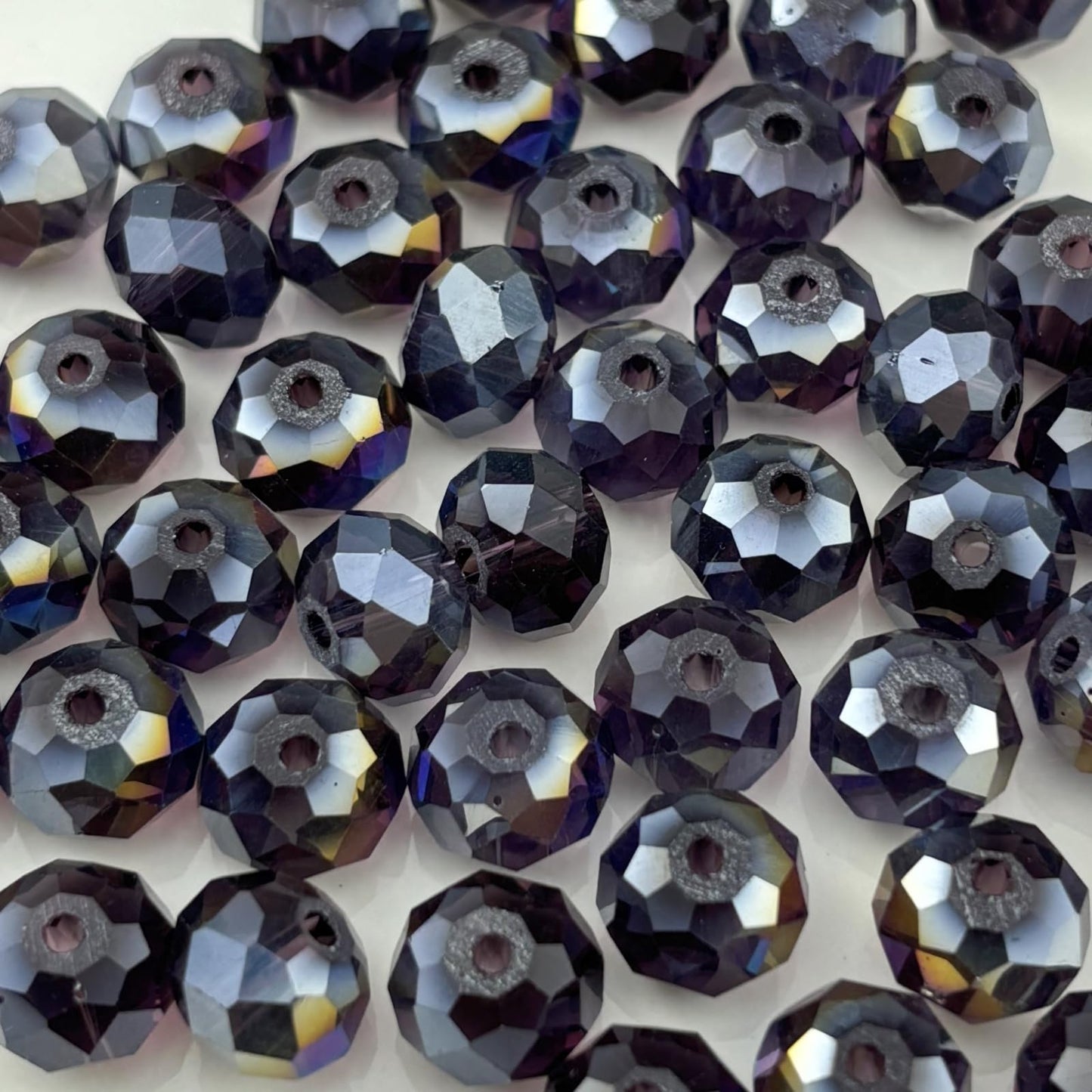 YHYPOCI 400pcs 4mm Crystal Glass Beads for Crafts Faceted Rondelle Glass Beads for Jewelry Making Crystal Spacer Beads for Necklaces Bracelets Earrings DIY Craft(Violet AB)
