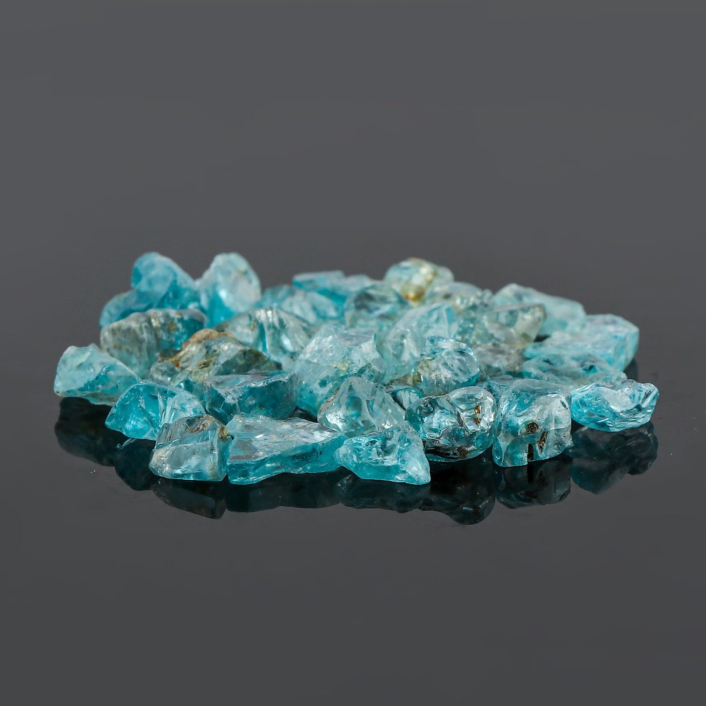 CRYSTALINES 100cts Wholesale Genuine Raw Blue Zircon Gemstone, Untreated Rough Stones, Bulk Loose Supplies, DIY Jewelry Making, Chakra Healing Crystals, December Birthstone, Gem Collection, 30-32pcs