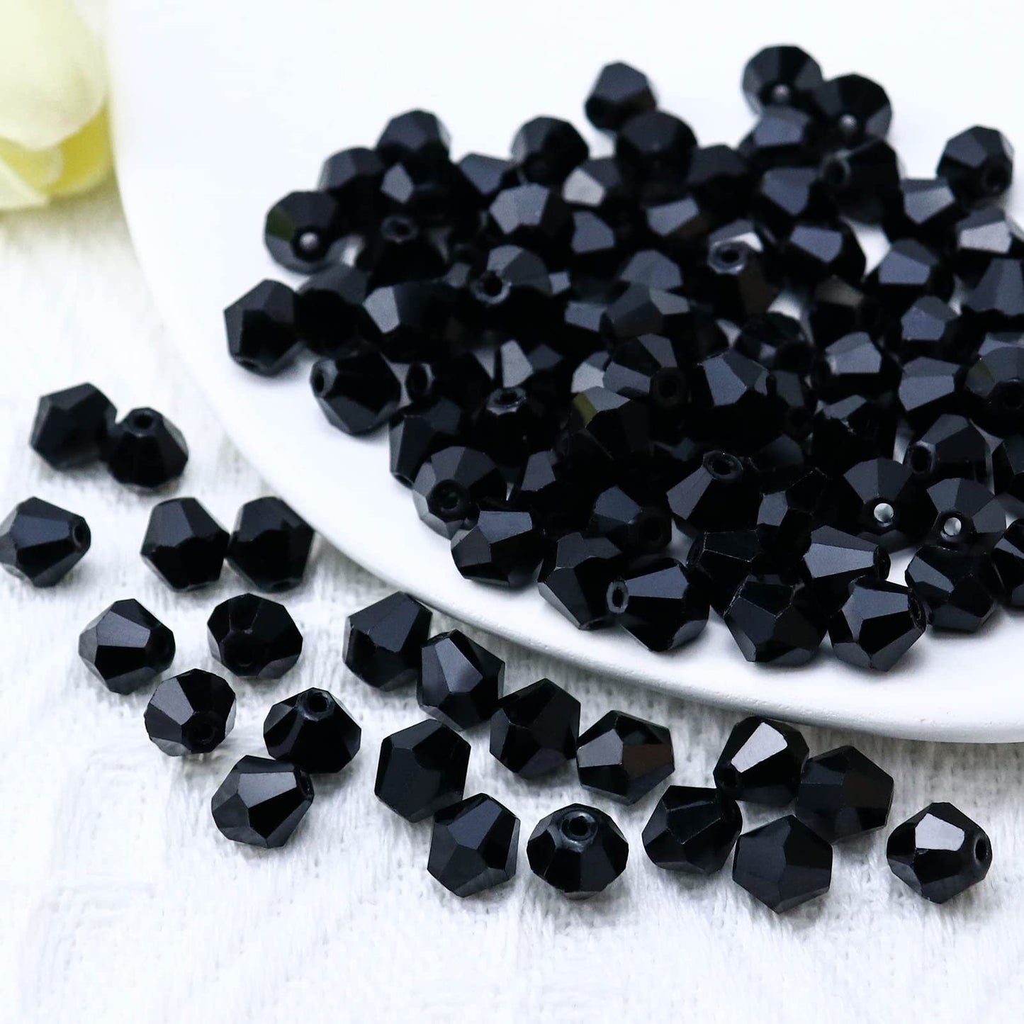 Dowarm 250PCS Crystal Bicone Beads 6mm, Faceted Black Crystal Glass Beads for Jewelry Making, Craft, Bracelet, Necklace, Dolls