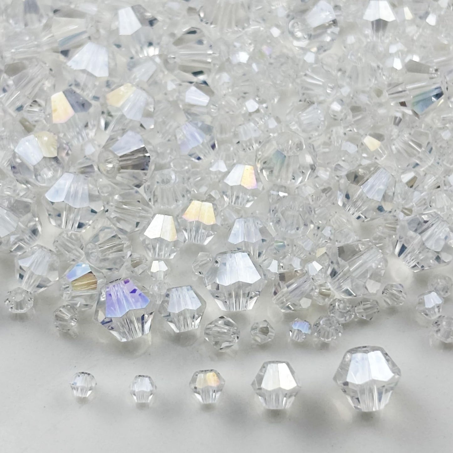 Pinhoollgo 1310pcs Bicone Crystal Glass Beads 2mm 3mm 4mm 6mm 8mm Faceted Crystal Spacer Beads for Bracelets Necklace Pendants Earrings DIY Jewelry Craft Making(Transparent AB)