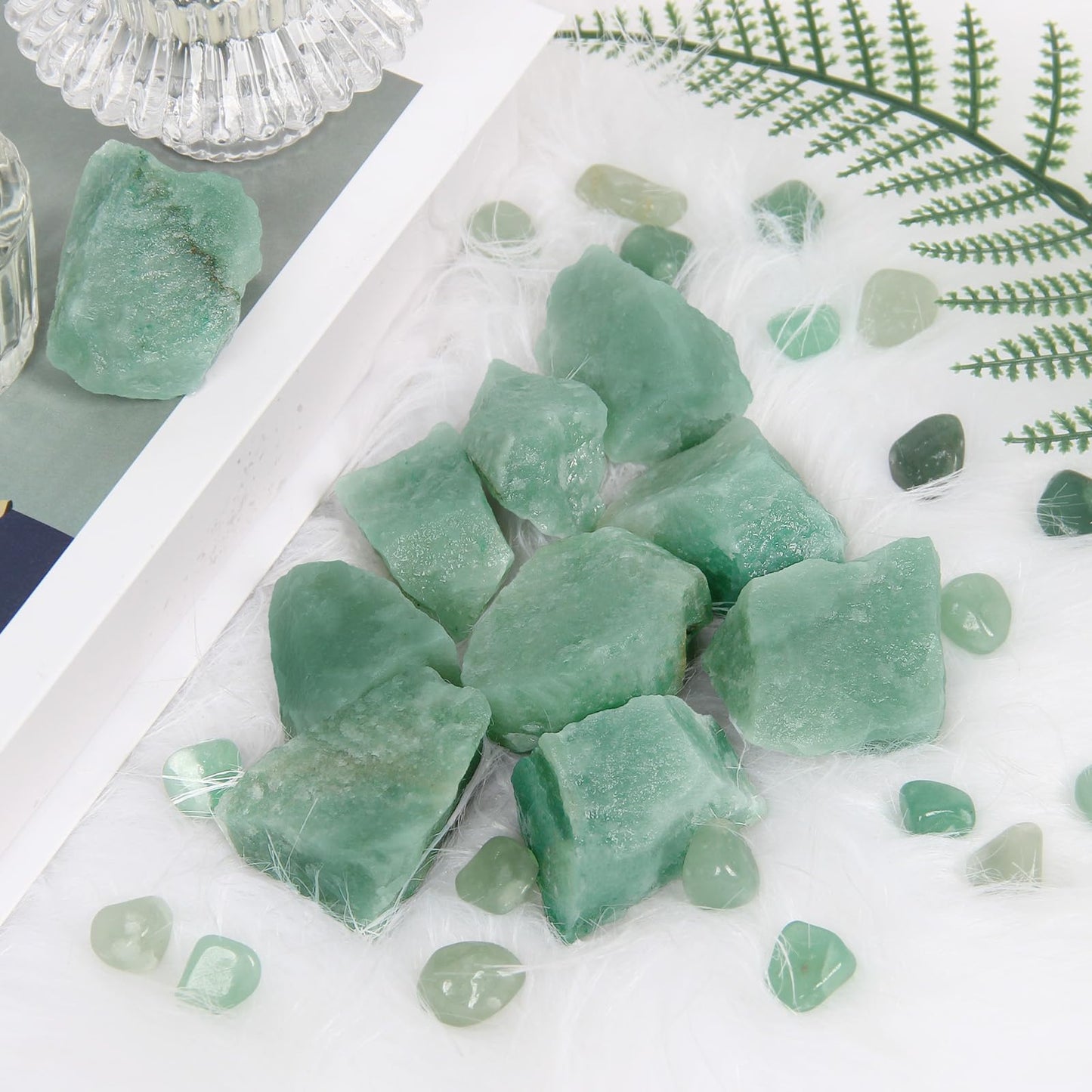 1.1lb Bulk Raw Green Aventurine Rough Crystal-Natural Green Aventurine Raw Stones Crystal for Tumbling, Cabbing, Fountain Rocks, Decoration,Polishing, Wire Wrapping, Wicca & Reiki Crystal Healing