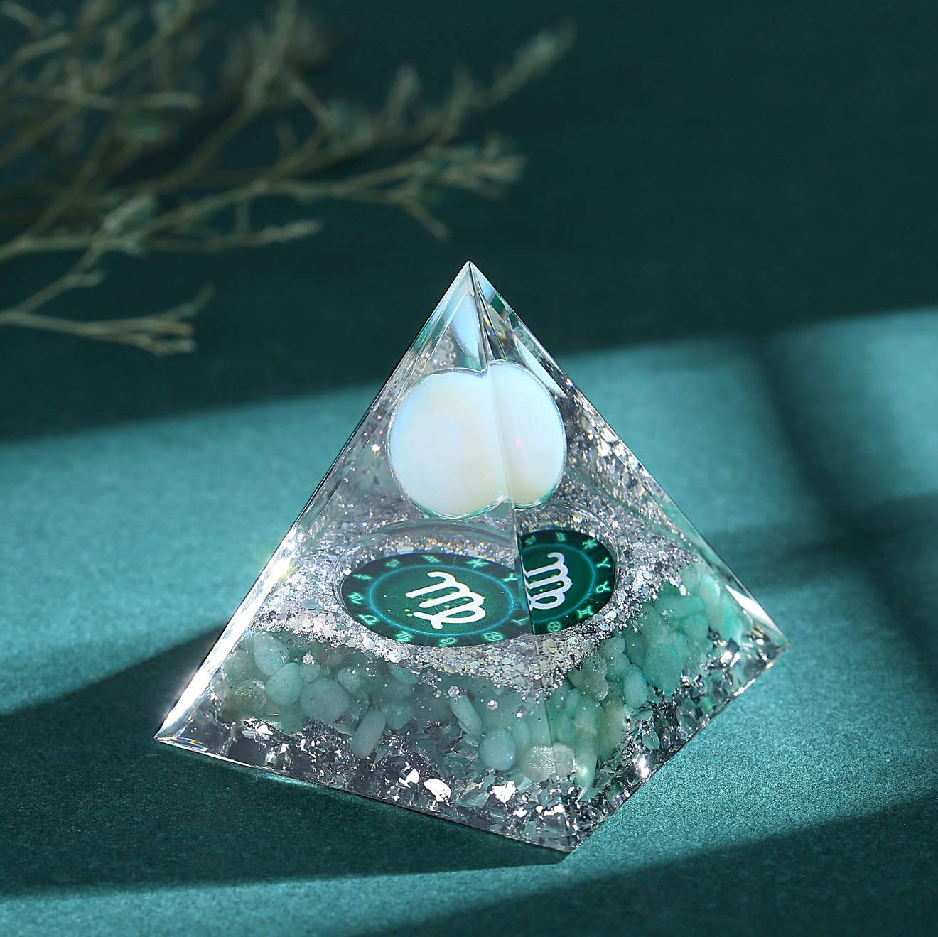 YATOJUZI 12 Zodiac Virgo Birthday Gifts for Women Men Green Aventurine Healing Crystals Natural Crystal Stones Gemstones Orgonite Chakra Reiki Lucky Energy Decor for Office Desk Decorations