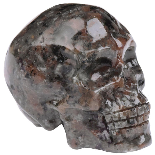 Hguxmcu Yooperlite Crystal Skull, 1.4 Inch Miniature Hand Carved Reiki Healing Pocket Stone, Small Collectible Skull Figurine for Altar Home Office Decor, Crystal Statue Meditation Gift for Men Women