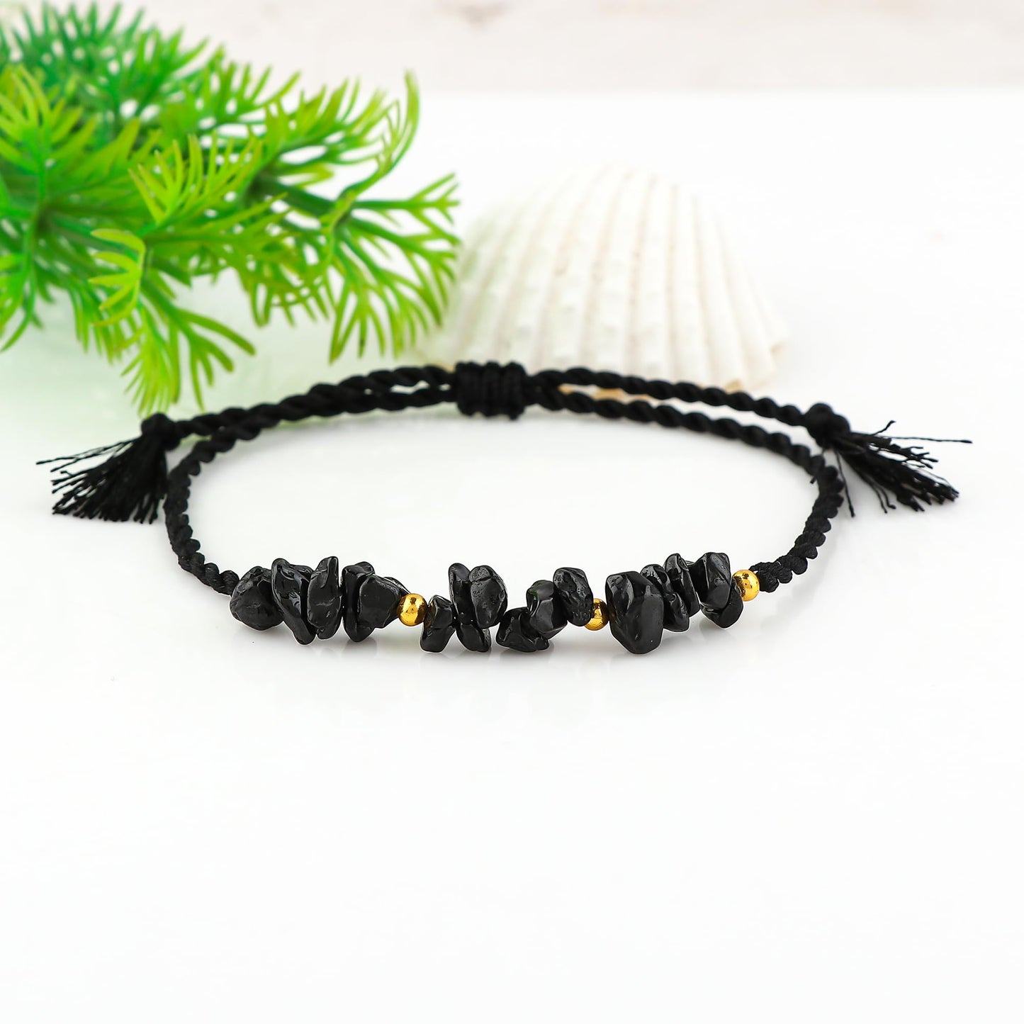 GEMSYMPHONY Black Spinel Gemstone Chips Rope Bracelet – Adjustable Handmade Crystal Chip Bead Bracelet for Women & Men, Natural Stone Healing Jewelry, Boho Style, Unisex Spiritual Gift (Black Spinel)