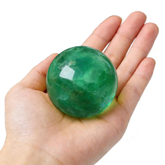 AierCrystal Natural Stone Crystal Sphere Feng Shui Home Decoration Ball Positive Energy Scrying Orb for Meditation Tool for Spiritual Space Purification Globe Diameter 5-6cm Green Fluorite Sphere