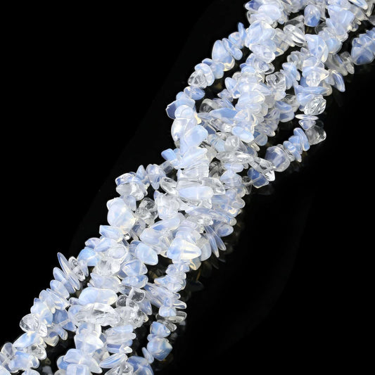 LAIDANLA White Opalite 400pcs Natural Chip Stone Beads 5-8mm Healing Crystal Irregular Gemstones Drilled DIY Loose Rocks Bead Crystal for Bracelet Earrings Necklace Jewelry Making Crafting