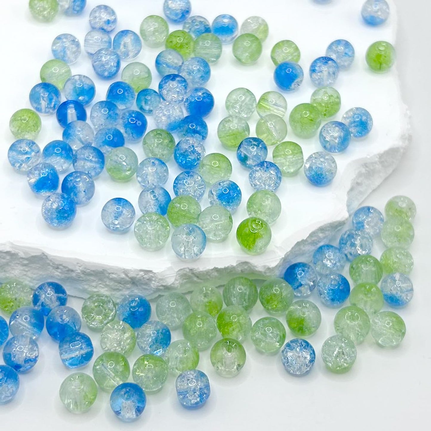 CRZSEELL 300pcs Crackle Glass Beads, 6mm Blue and Green Crystal Round Beads for Jewelry Making, Loose Bulk Crafts Bead for Earrings Necklaces Bracelets
