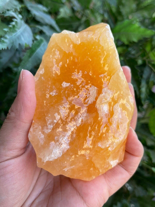 GAF TREASURES XL Orange Calcite Raw Stone, 3-4" Natural Calcite Healing Crystal (Orange Calcite, 0.5-1 lb)