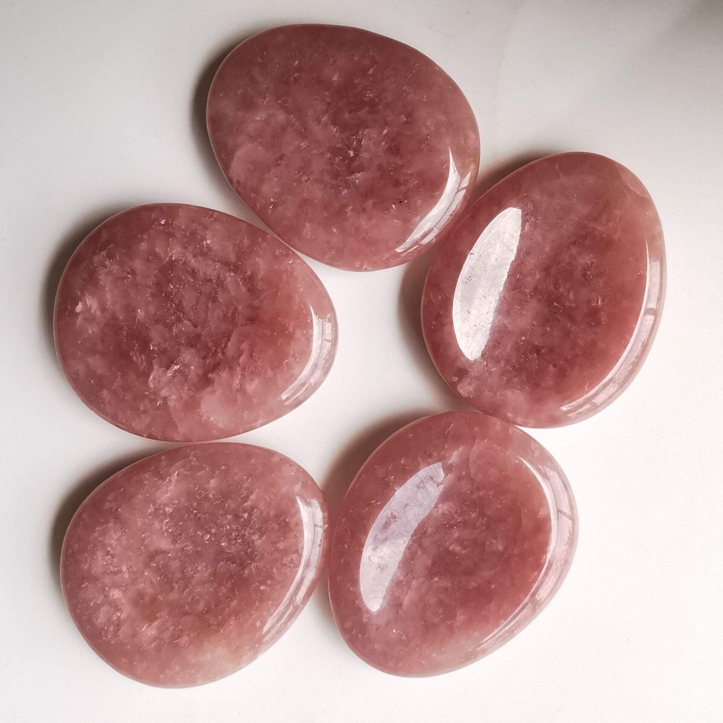 Loveliome Strawberry Quartz and Sodalite Thumb Worry Stone, Stress Relax Healing Reiki Crystal Pocket Palm Stones,Pack of 2