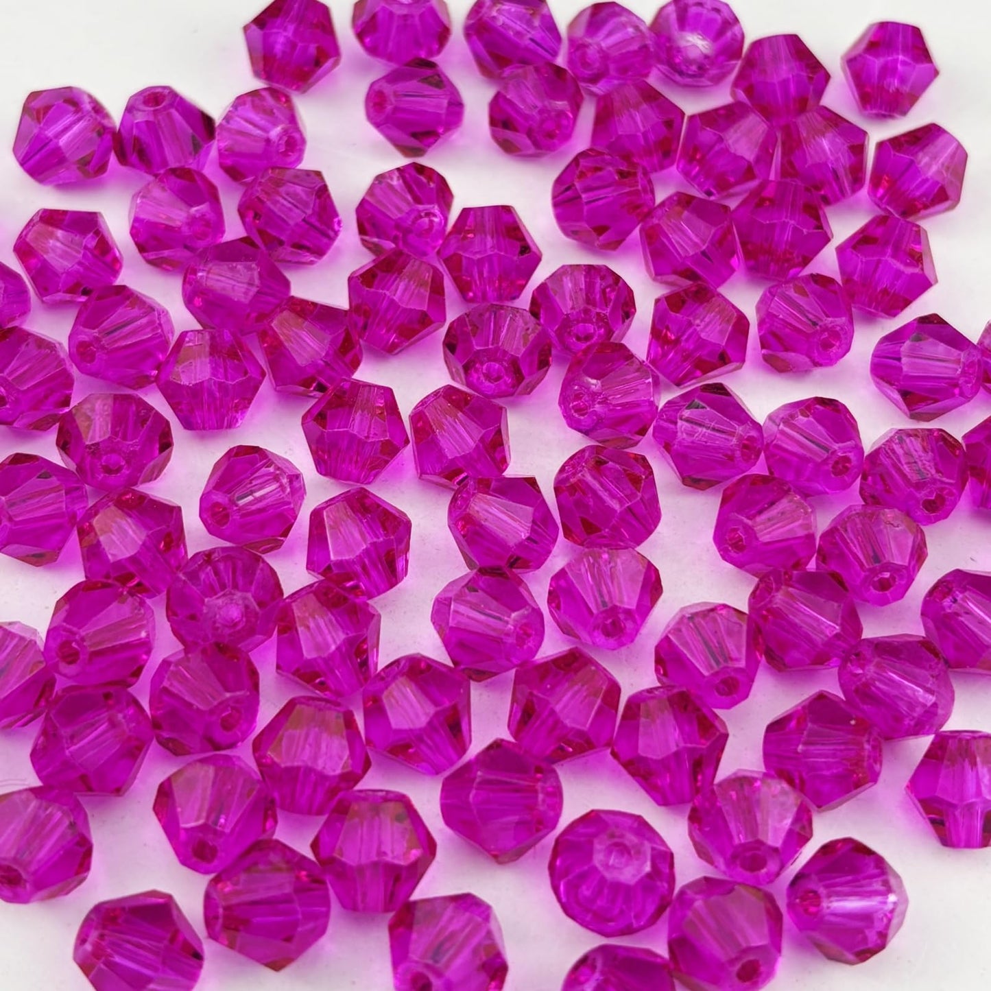 Pinhoollgo 200pcs 6mm Bicone Crystal Glass Beads Faceted Bicone Crystal Beads Bulk Glass Spacer Beads for Bracelets Necklace Pendants Earrings DIY Jewelry Craft Making(Rose Red)