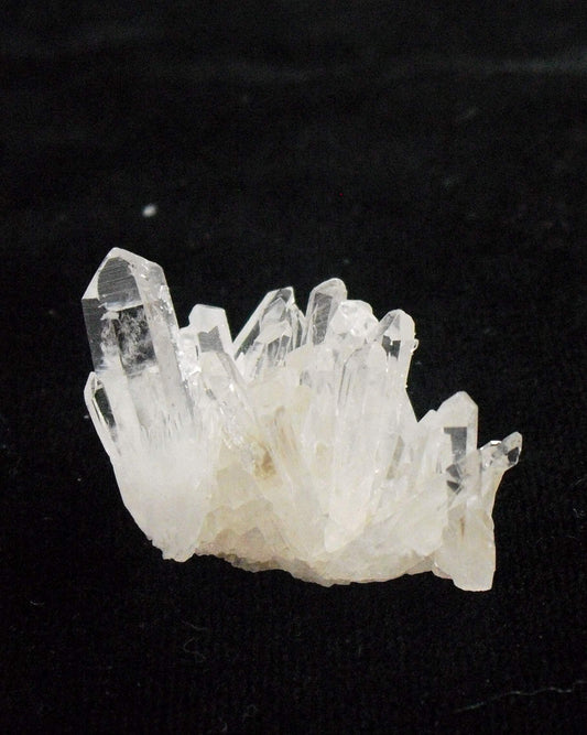 Healing Crystal Stone Natural Clear Quartz Cluster Point Druzy Chakra Reiki Specimen Mineral Collection Decor Gift (Clear 2-3 OZ. 55g - 85g)