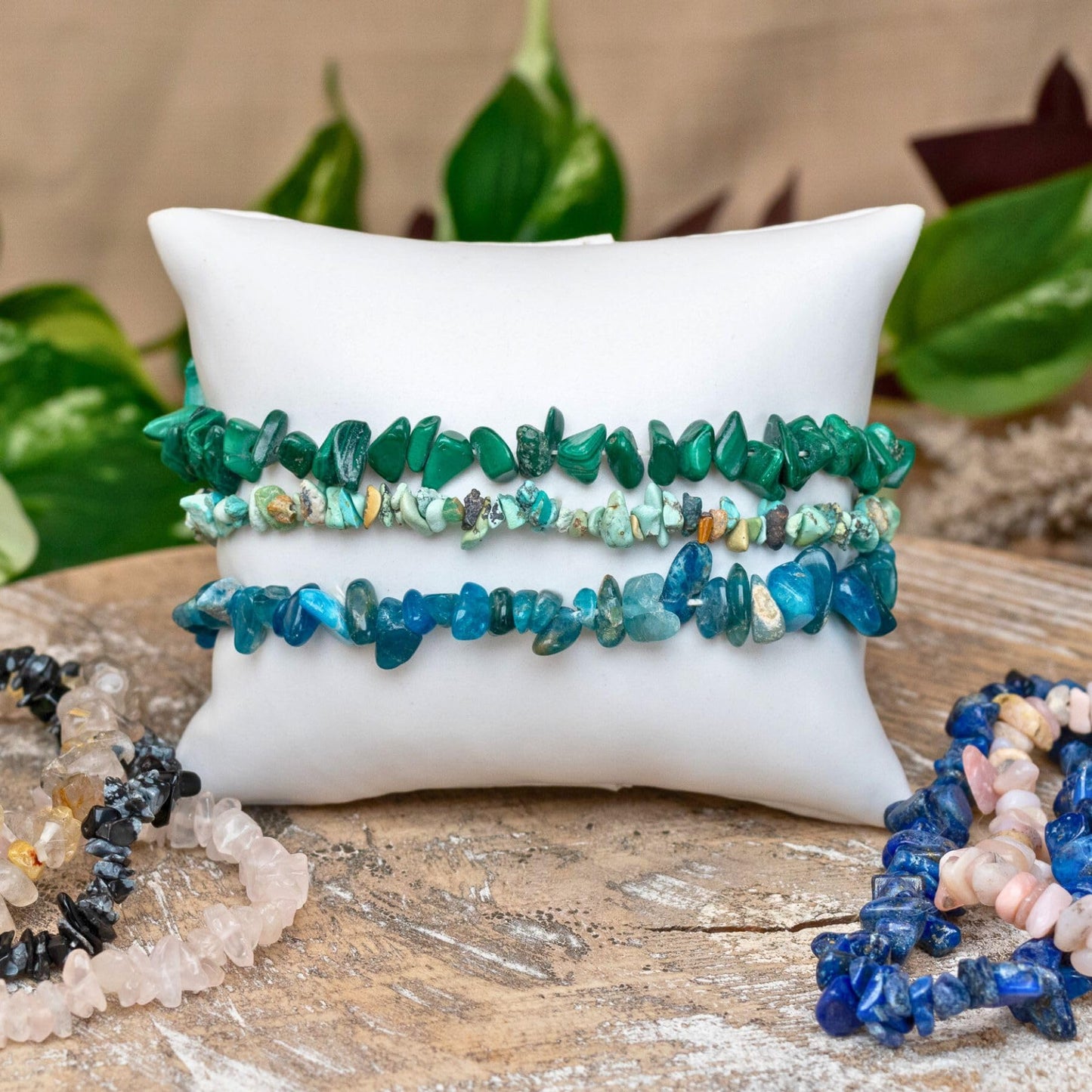 Natural Gemstone Bracelets, Chakra Crystal Healing Chip Stretch Bracelets, Gemstone Polished Irregular Crystals, Crystal Irregular Chips Beads Stretch Bracelets (Aquamarine)