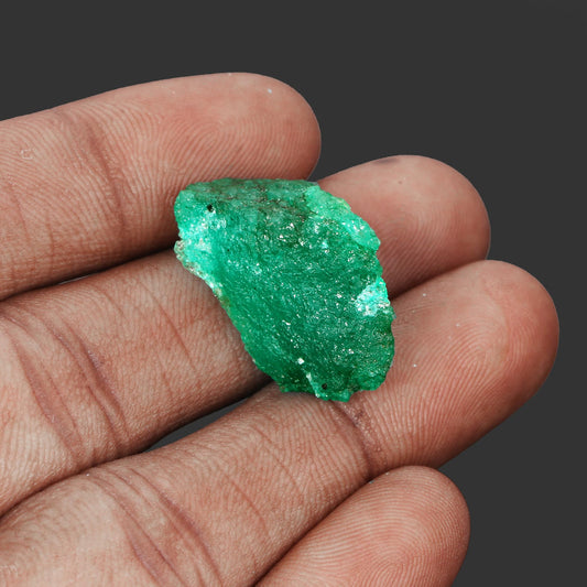 GEMHUB Natural Raw Emerald Green Gemstones for Jewelry Making 39.85 Carat Crystals and Healing Stones | Rough Emerald Gem Stones