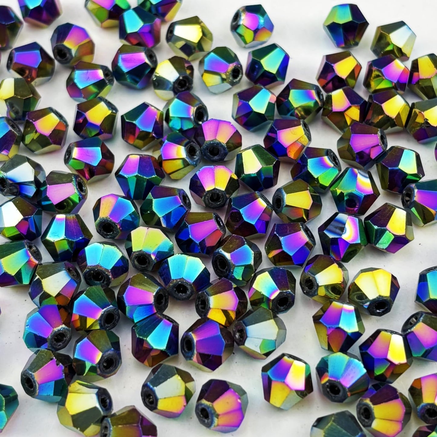 Pinhoollgo 100pcs 8mm Bicone Crystal Glass Beads Faceted Bicone Crystal Beads Bulk Glass Spacer Beads for Bracelets Necklace Pendants Earrings DIY Jewelry Craft Making(Rainbow)
