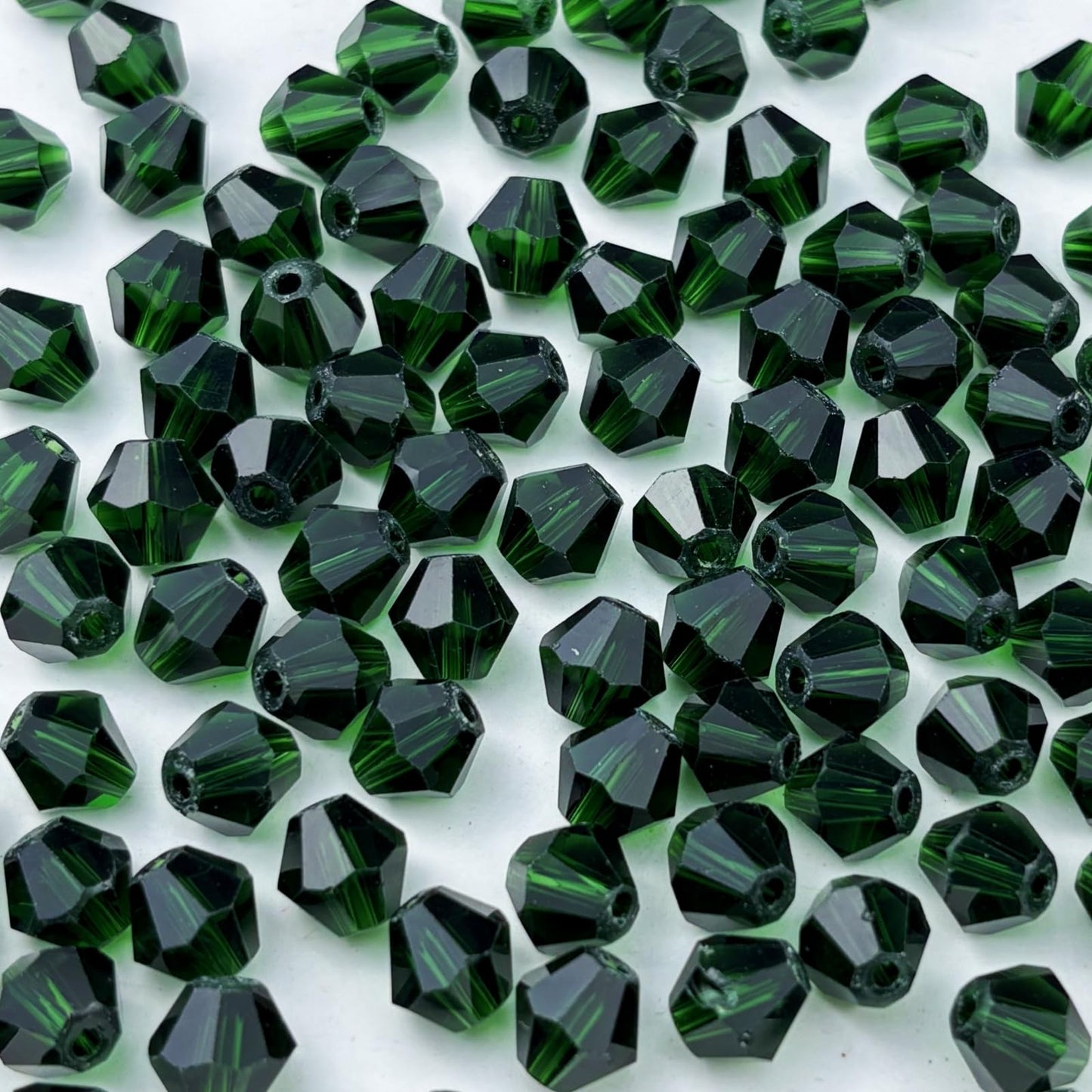 YUEXIGO 500pcs 3mm Bicone Glass Crystal Beads for Jewelry Making, Faceted Bicone Glass Spacer Beads for Bracelet Earring Necklace DIY Craft(Dark Green)