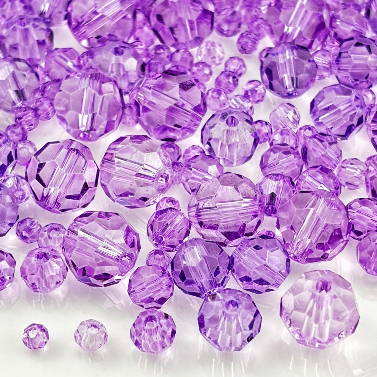 Honkoolly 480pcs Crystal Glass Beads 3mm 4mm 6mm 8mm 10mm Round Faceted Glass Spacer Beads for Bracelets Necklace Earring DIY Jewelry Making Craft(Crystal Purple)