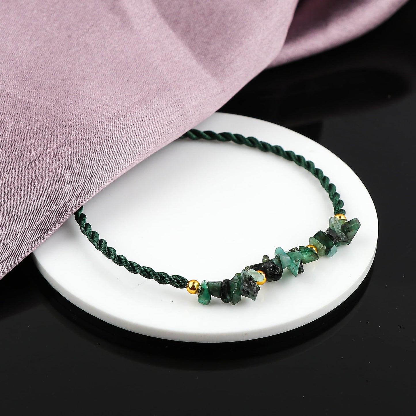 GEMSYMPHONY Emerald Gemstone Chips Rope Bracelet – Adjustable Handmade Crystal Chip Bead Bracelet for Women & Men, Natural Stone Healing Jewelry, Boho Style, Unisex Spiritual Gift (Emerald)