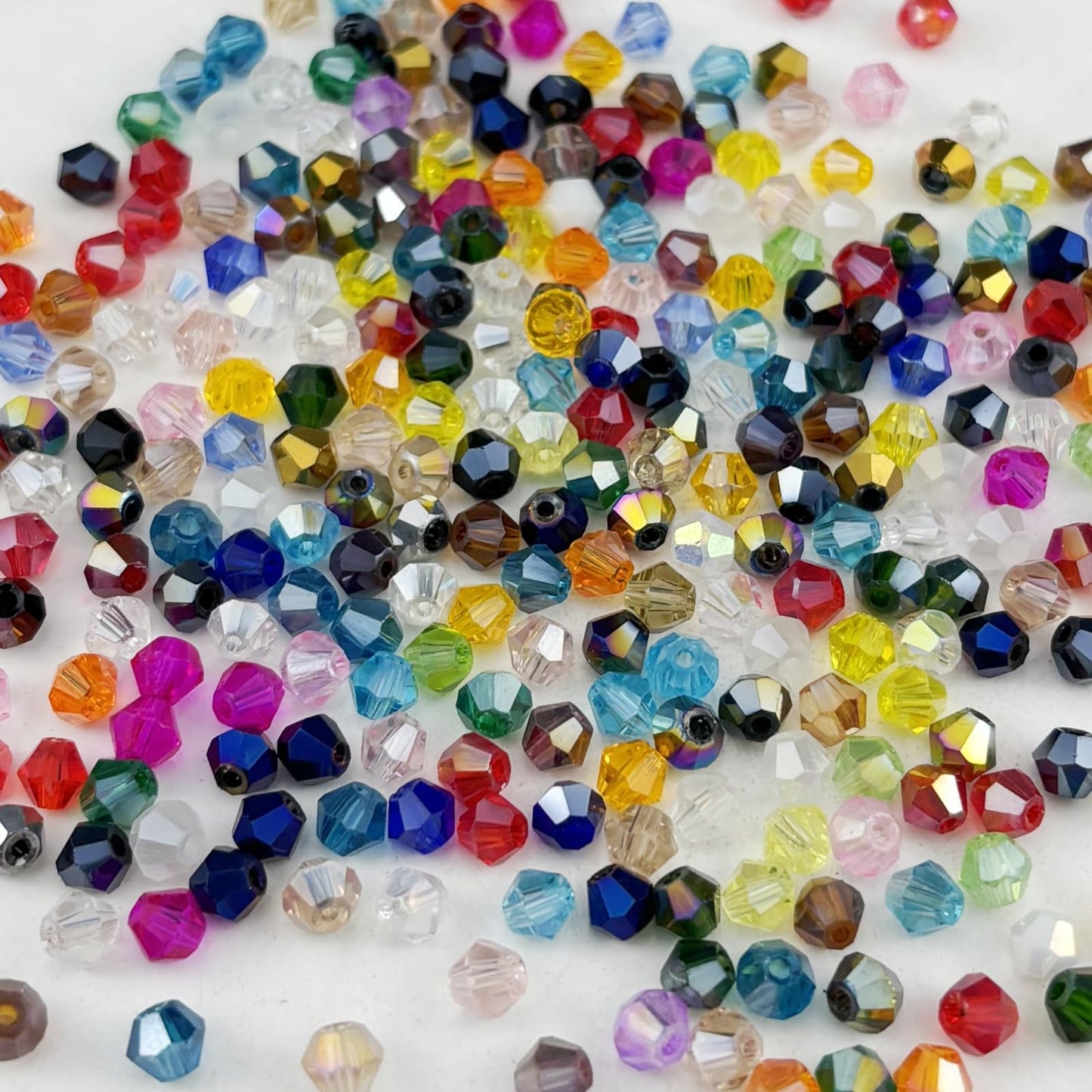 Pinhoollgo 600pcs 3mm Bicone Crystal Glass Beads Faceted Bicone Crystal Beads Bulk Glass Spacer Beads for Bracelets Necklace Pendants Earrings DIY Jewelry Craft Making(Mix Colors)