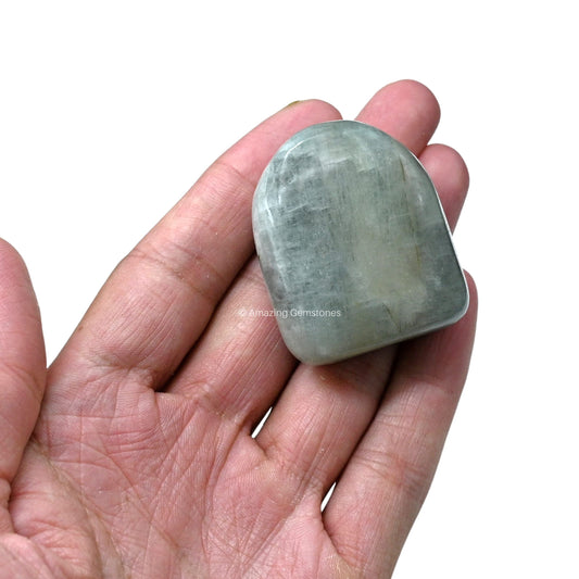 Amazing Gemstone Aquamarine Crystal Standing Palm Stone - Aquamarine Palm Stones and Crystals, A++ Grade Gemstones and Crystals - Healing Crystals and Healing Stones Office Home Decor Gifts