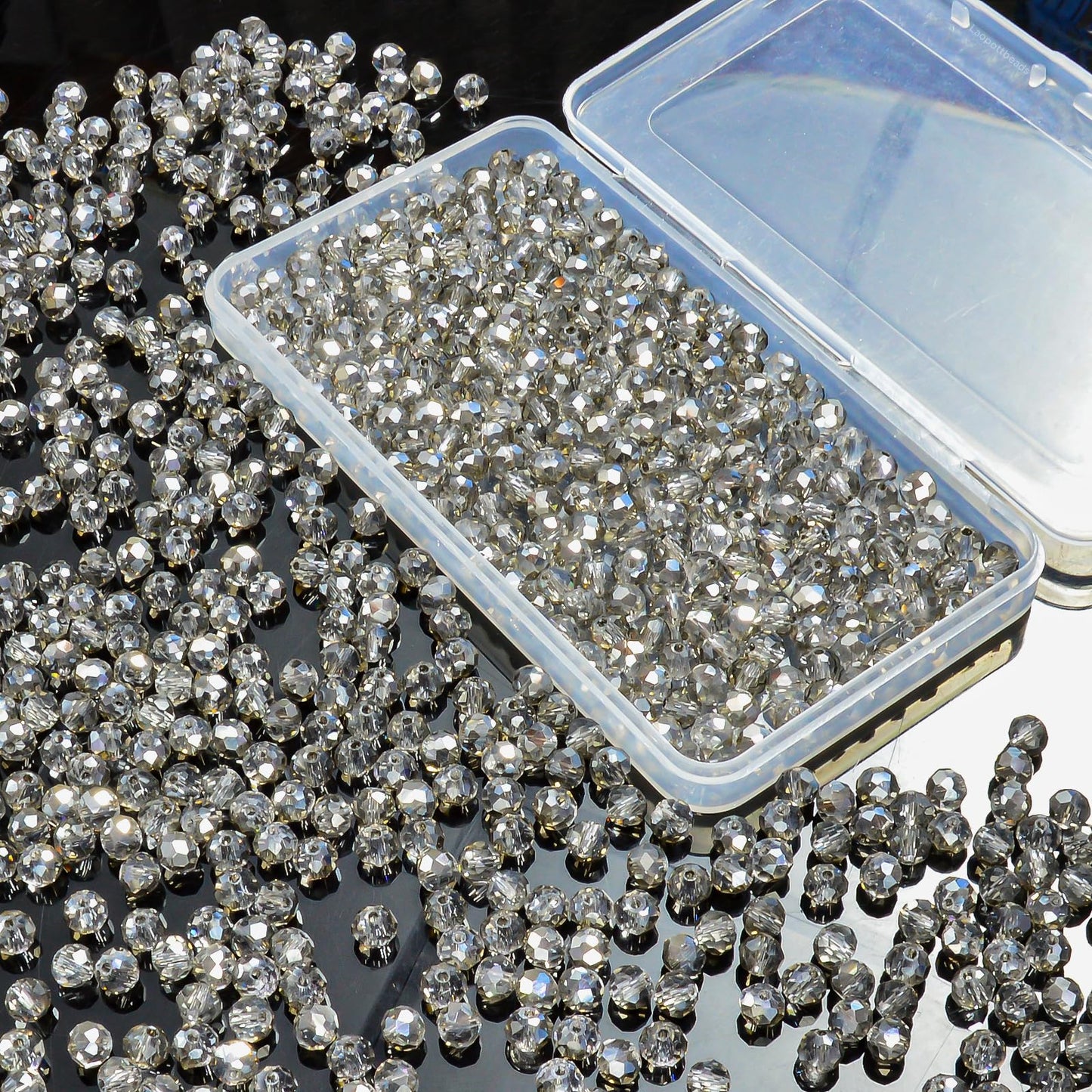 Laopottbeads 500Pcs 6mm Crystal Glass Beads for Jewelry Making Beads for Bracelets Necklace Pendants Making Supplies(Gray)