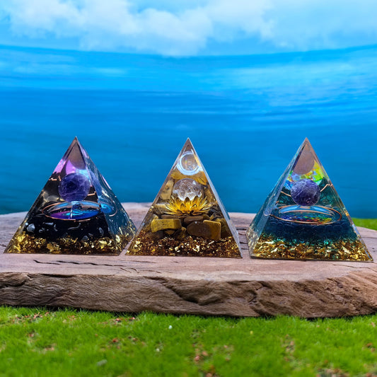 Healing Crystals Orgone Pyramid for Positive Energy, Stress Reduction, and Attracting Wealth and Luck Reduce Stress and Promote Healing with this Crystal Pyramid Home Decor (NO3,6cm)
